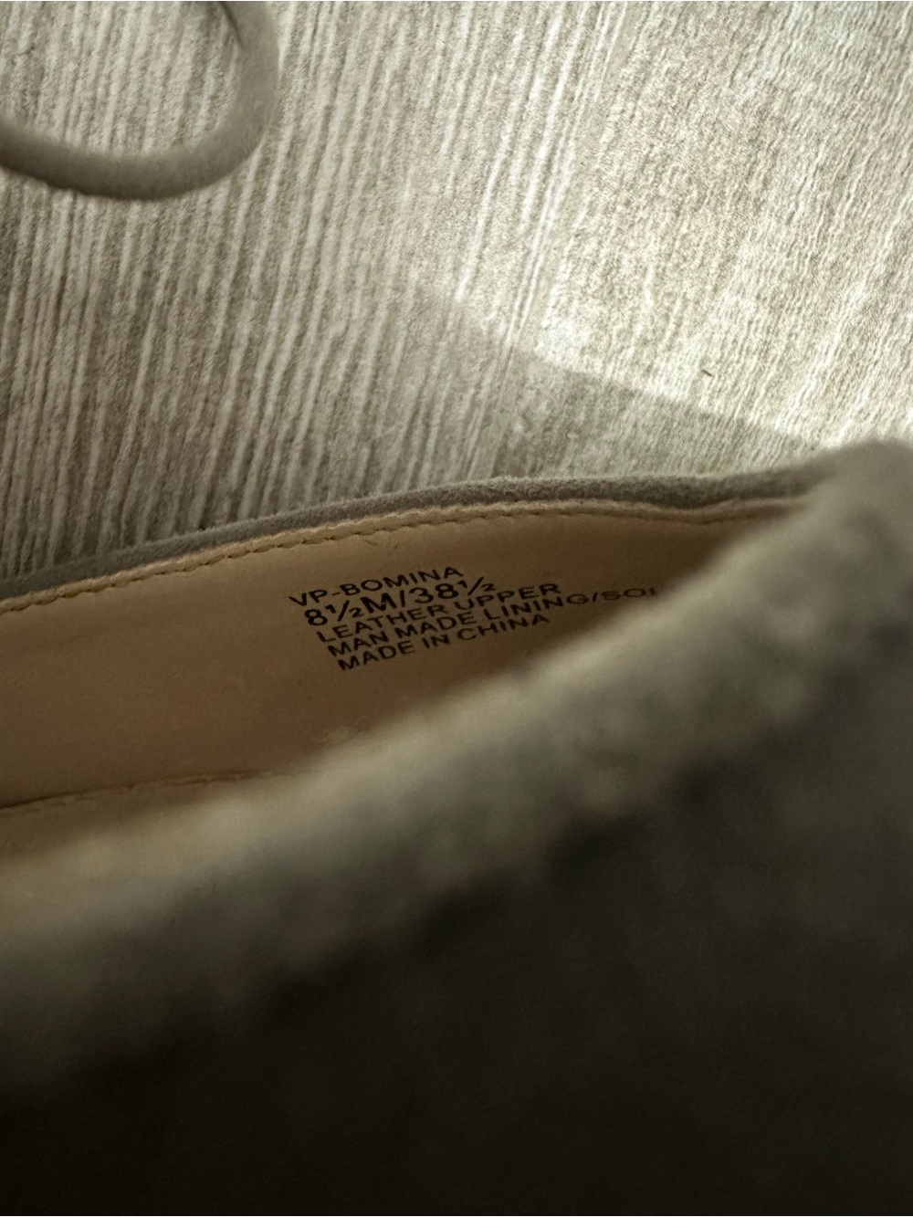 Vince Camuto grey heels - Picture 5 of 6